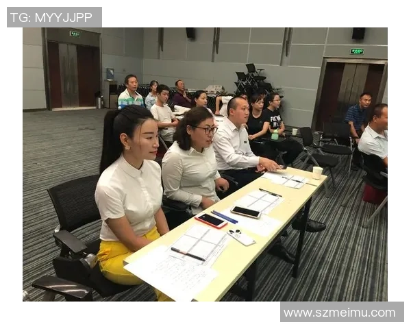 足球战姬的荣耀之路：追逐梦想与激情的青春篇章